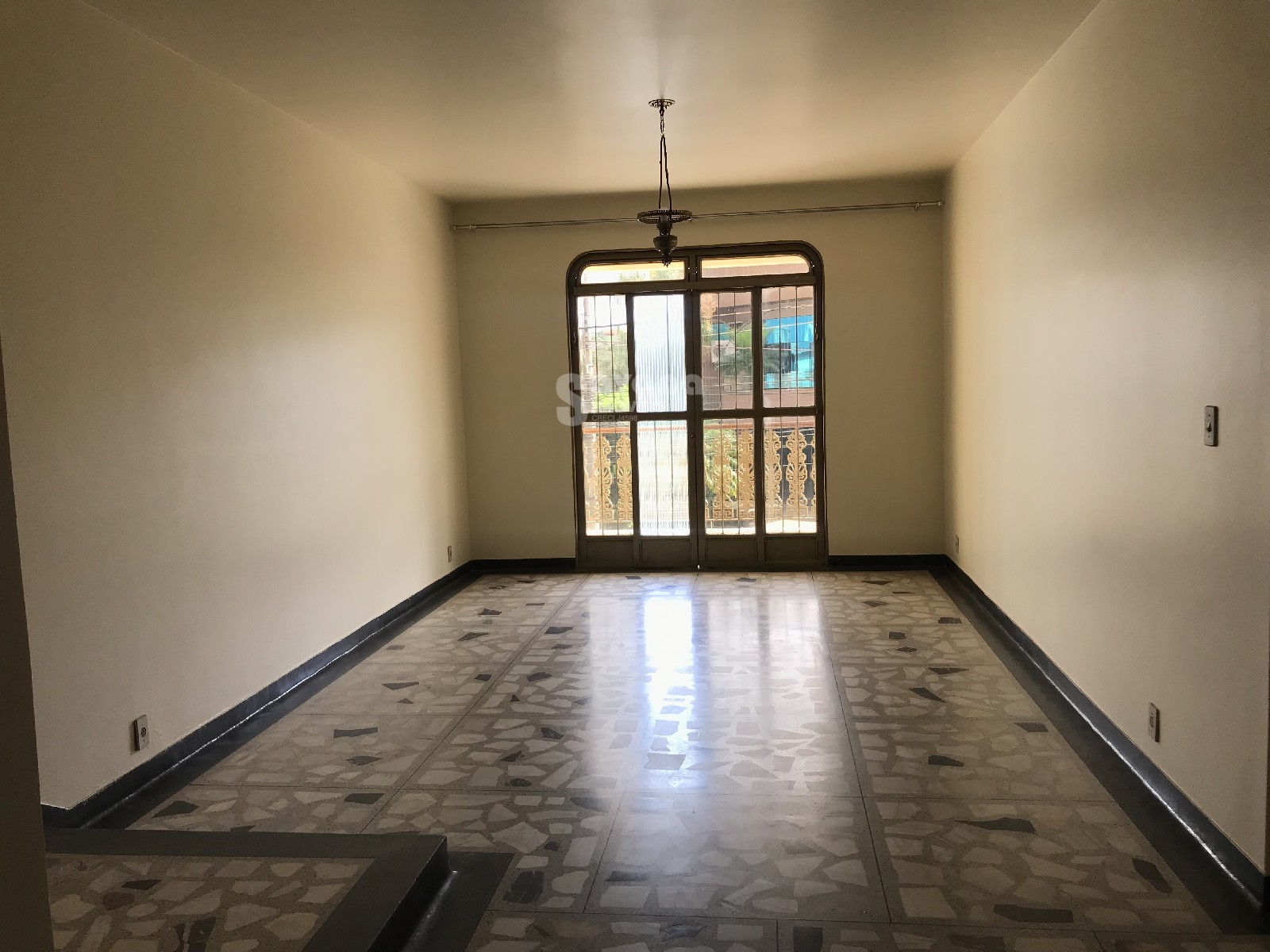 Apartamento para alugar no bairro Centro